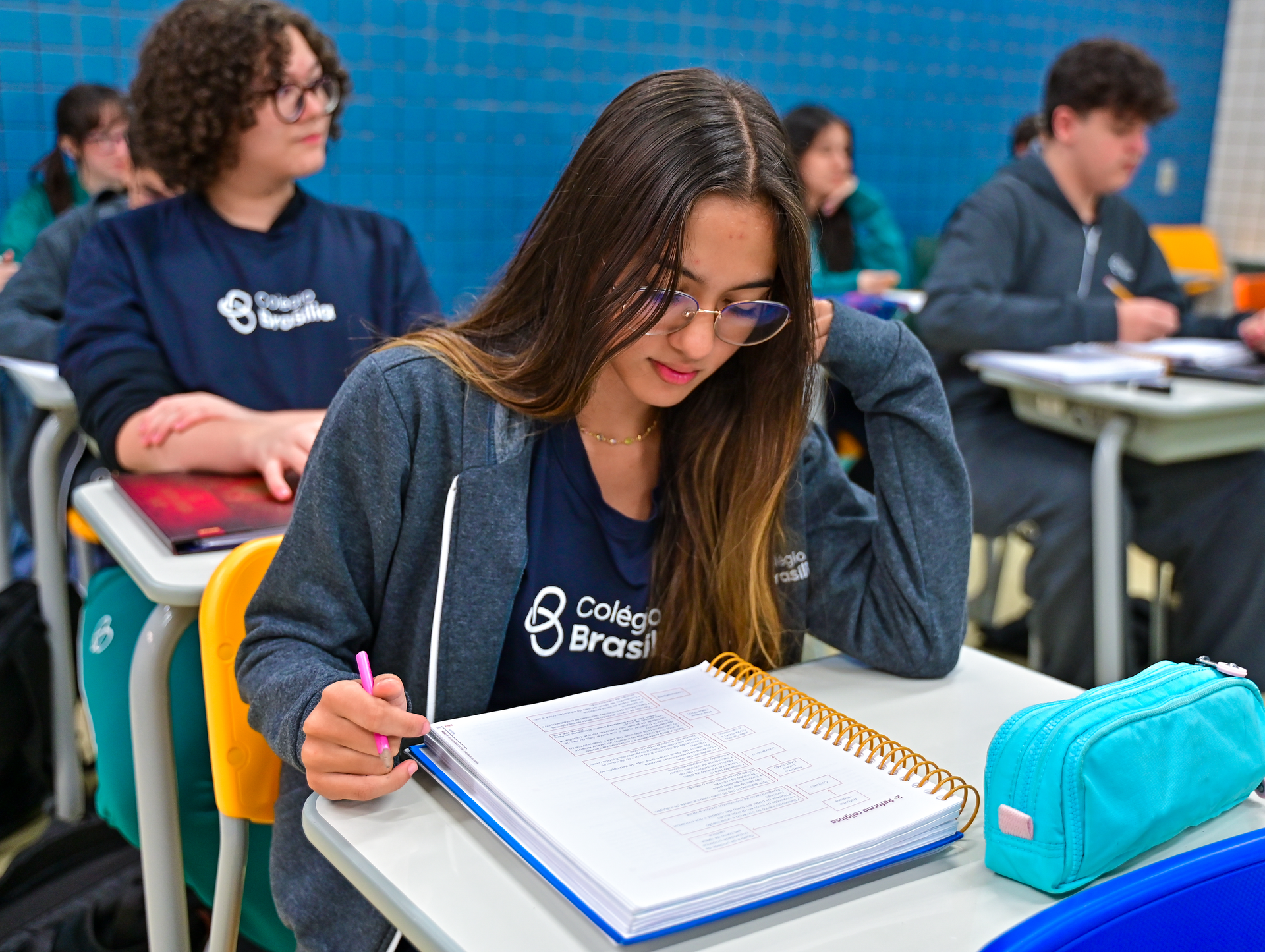 Foto do segmento Ensino Médio — Top 10 ENEM Zona Leste | Colégio Brasília no Colégio Brasília